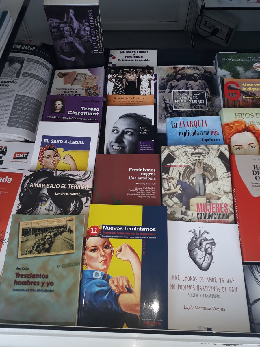 Empieza la Feria del Libro de Badajoz. La FAL, presente con una amplia muestra de libros feministas. Las mujeres anarquistas pioneras.