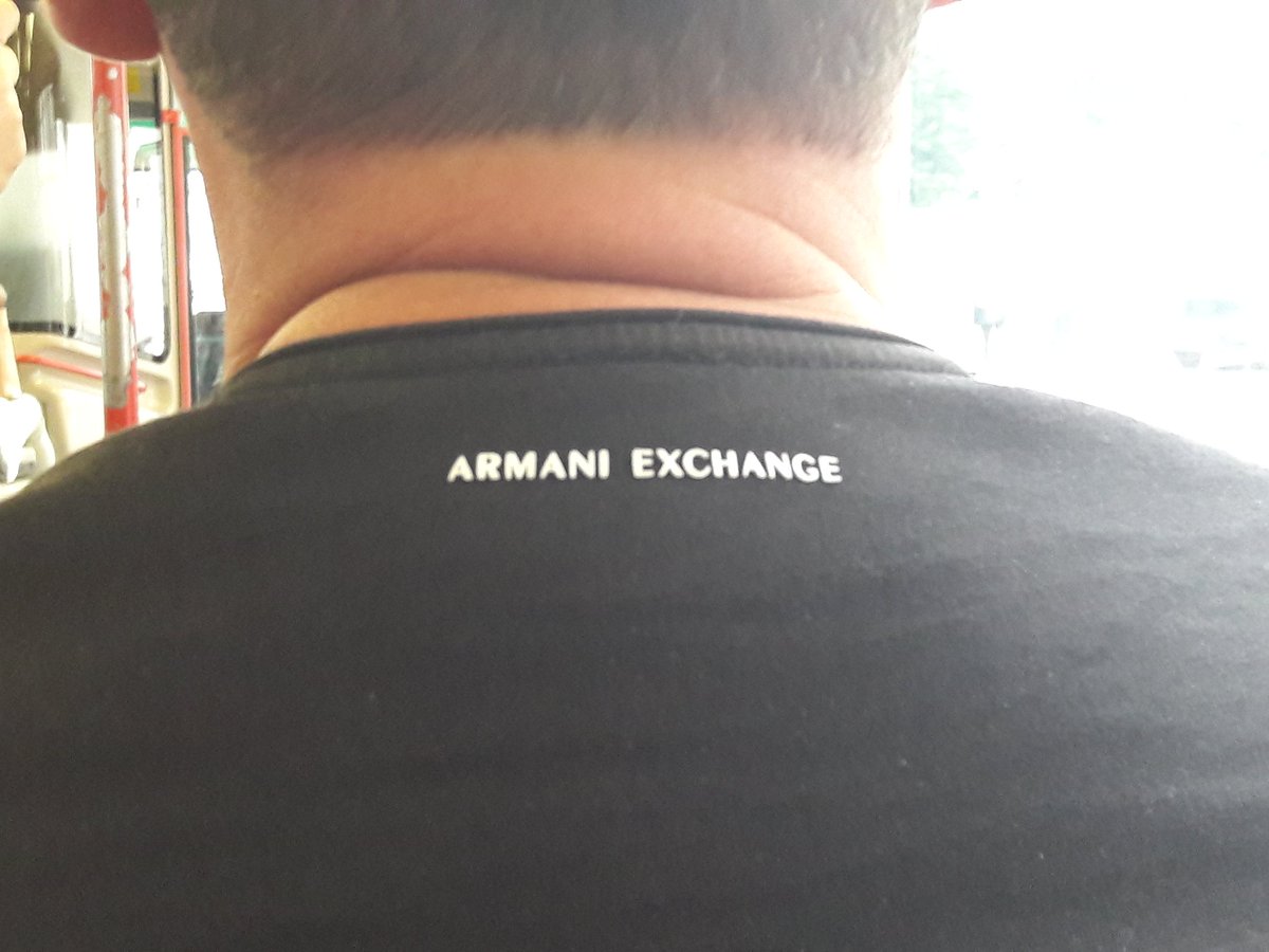 ViaPadovaMilano's tweet photo. #ArmaniExchange #sulla56 in #viapadova https://t.co/pRFMwQlYwn