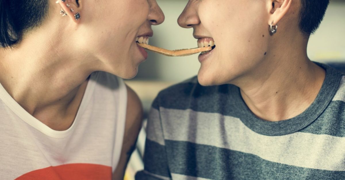 This hilarious meme about dating left-wing lesbians has gone viral · PinkNews buff.ly/2IvirYp