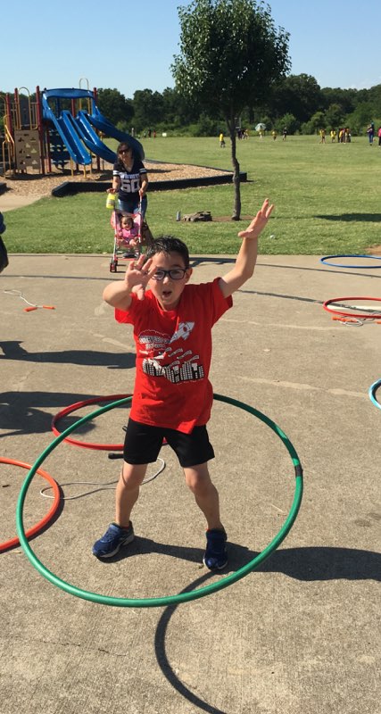 BormanPYP's tweet photo. Field Day and Fun go together at Borman!  @dentonisd @DentonRC @MicheleSandefur #IBdenton https://t.co/rqSXRx4zgv