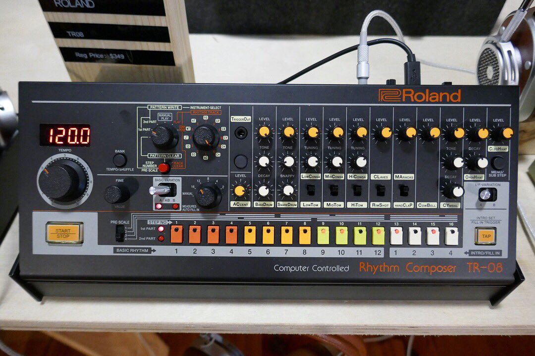 guitarcenter's tweet image. Stop by the @Roland_US booth at the #Moogstore this weekend and get hands-on with the System-500, TR-8S + more 🎹🎛 #Moogfest bit.ly/2Kvo89t