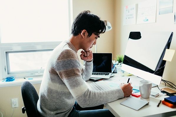 GracePlaton's tweet image. Editors say #GuestBloggers help generate more page views, increase #WebsiteTraffic and grow their audience by @Kelsey_M_Meyer buff.ly/2IlAqVo