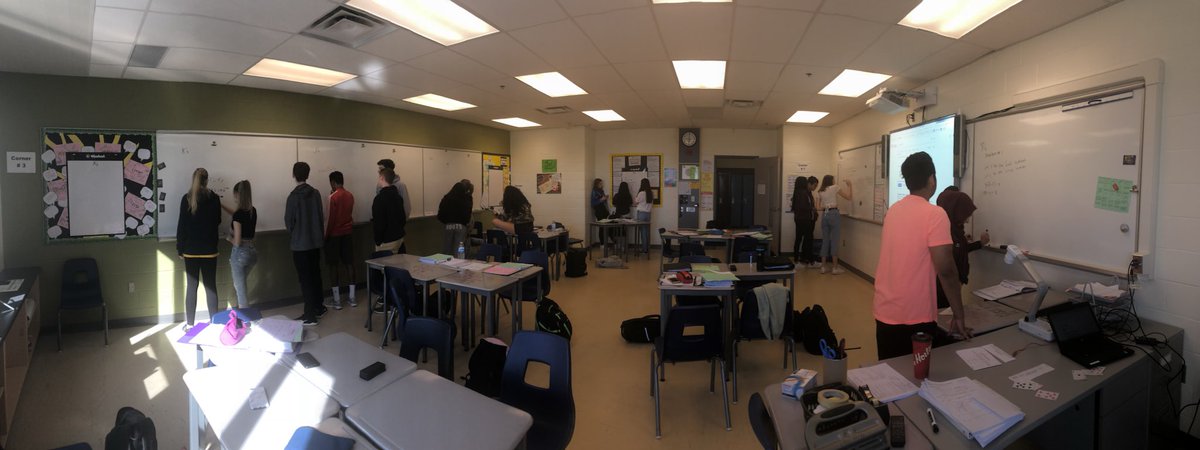 CarmichaelHDSB's tweet photo. #thinkingclassroom  #studentengagement even on a Friday before the long weekend!  @GWSSMathSci https://t.co/xpqSQEZWX1