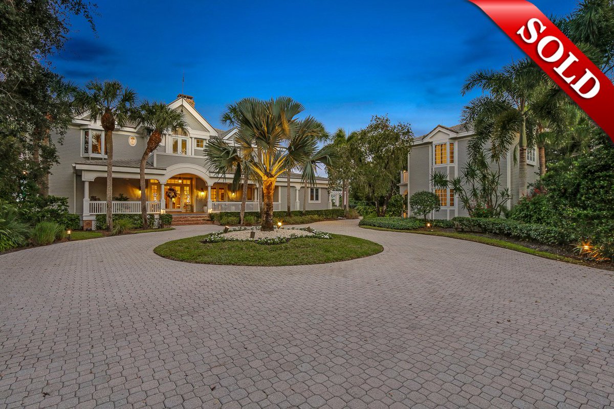 LuxWaterfront's tweet photo. We Just #Sold This Fabulous #RiverfrontHome In Beautiful #PalmCityFlorida!
#soldbywaterfront #southfloridarealestate #luxuryrealestate

For a look at all the real estate in Palm City -> https://t.co/iLIXjwEIOW https://t.co/KwvVb1keKN