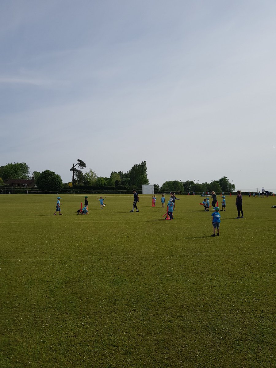 lukewright204's tweet photo. Lovely evening down at @NewickCC to watch my son Joshua with the @allstarscricket. Huge thank you to all the coaches that give up there time to keep growning our great game. https://t.co/vM6rC0huDh