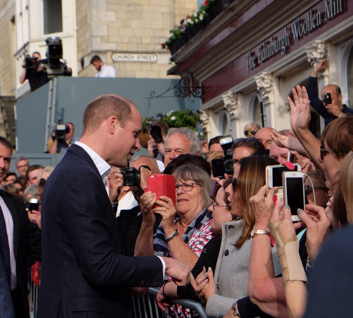 RoyalFamily's tweet photo. Prince Harry was joined by his Best Man The Duke of Cambridge as they met some of those waiting in the crowds on Castle Hill #RoyalWedding https://t.co/aeqw1vmrbO