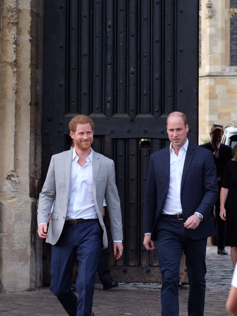 RoyalFamily's tweet photo. Prince Harry was joined by his Best Man The Duke of Cambridge as they met some of those waiting in the crowds on Castle Hill #RoyalWedding https://t.co/aeqw1vmrbO