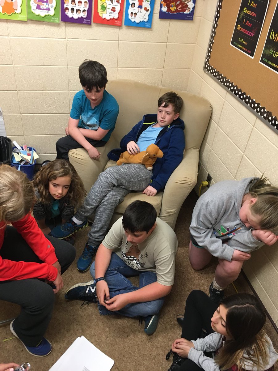 mjpwrdsb's tweet image. Gr 6’a getting really excited about transitioning to Centennial @wrdsb @cnw_wrdsb #lockerlocks