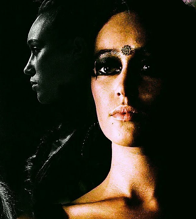 heda_clexa's tweet photo. the only royal wedding i care about https://t.co/AJpGEflZKy