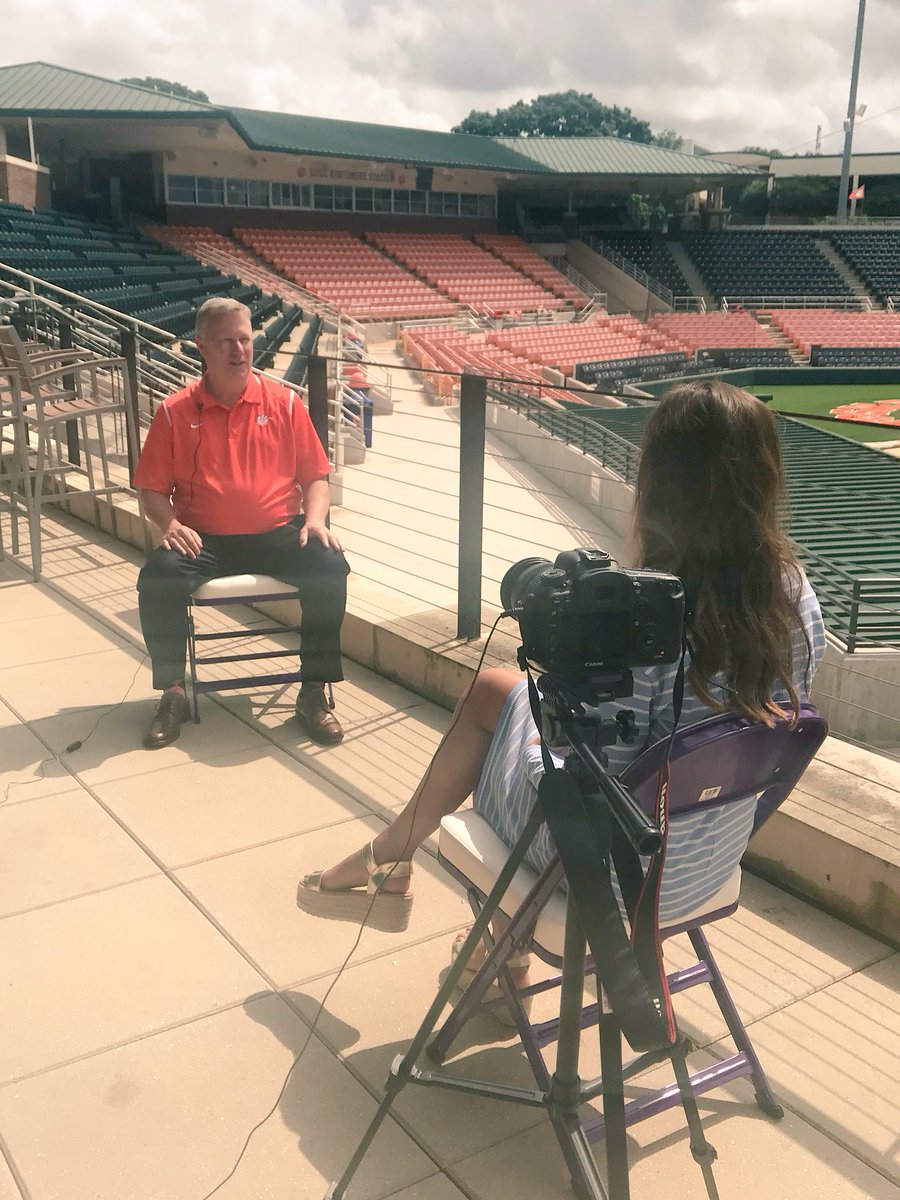 clemsonsoftball's tweet image. Busy morning for Head Coach @rittmanjohn! On-camera interview for an upcoming video feature, followed by lunch with the @IPTAY_ Board! #SolidOrange #ClemsonFamily