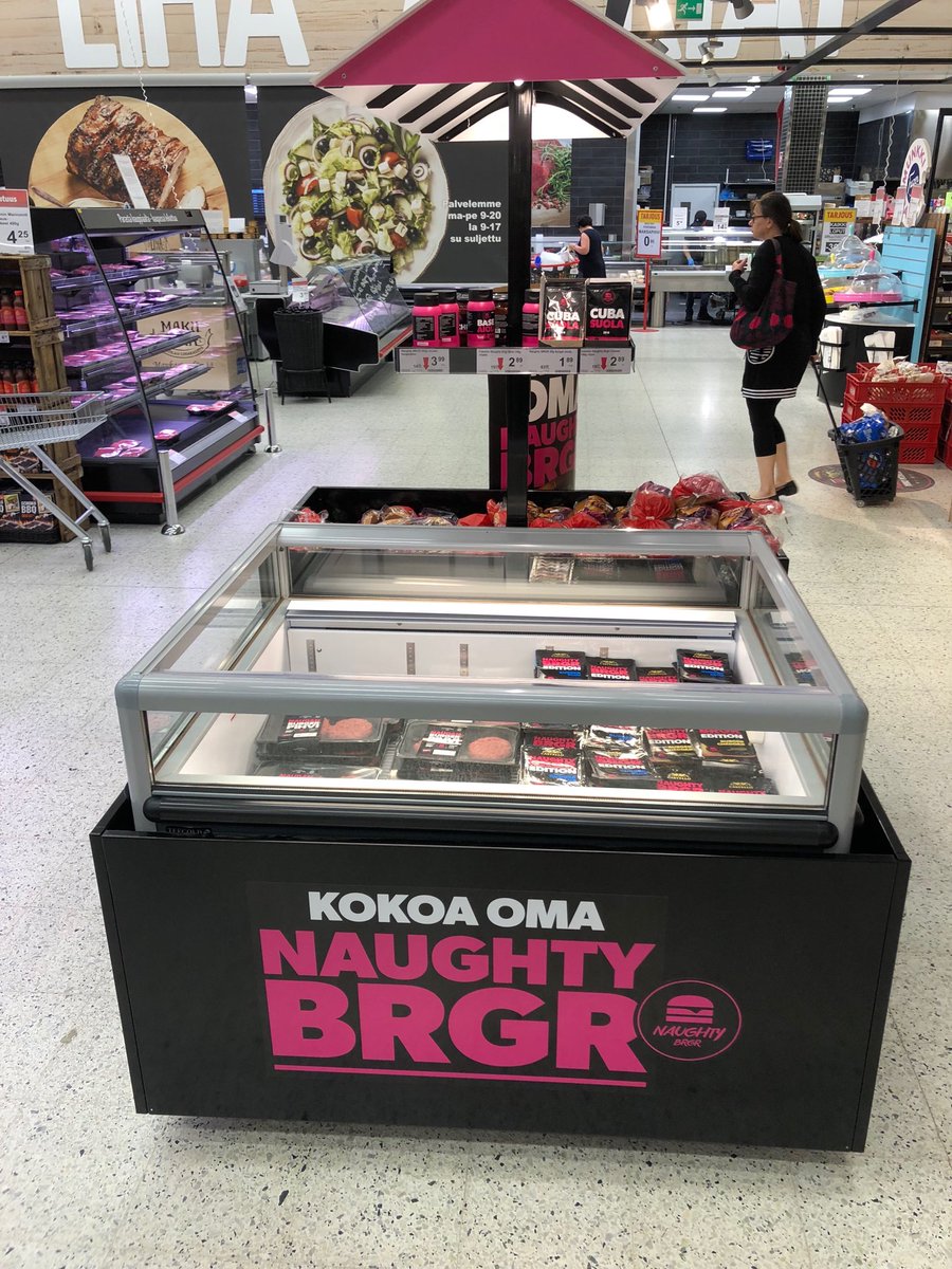 AkseliAri's tweet photo. Naughty Burger vain K-kaupoista. Nämä löytyivät KCM Nummelasta. Otin kunnon setin. #Grilliin #kyllä maistuu #akseli Herlevi https://t.co/30Wyk72C5K