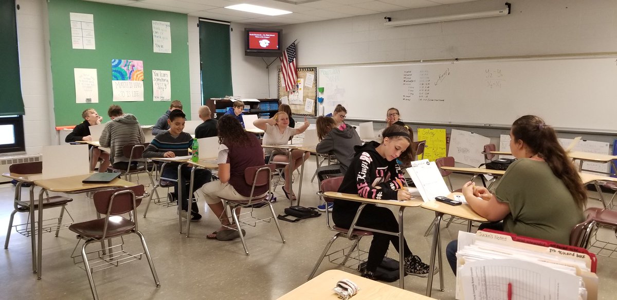 Playing Slope Battleship today in 7th Grade Math at SDHS! <a href="/SD_cougars/">South Decatur Cougar</a> @DCCSSuper