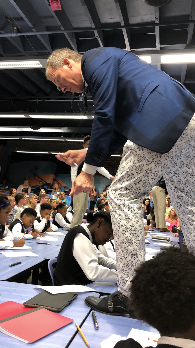 funin1st's tweet photo. It’s a teach on the desks kind of day! #rcc #Polserproud @mrronclark_ @ronclarkacademy https://t.co/x4A0wusGPq