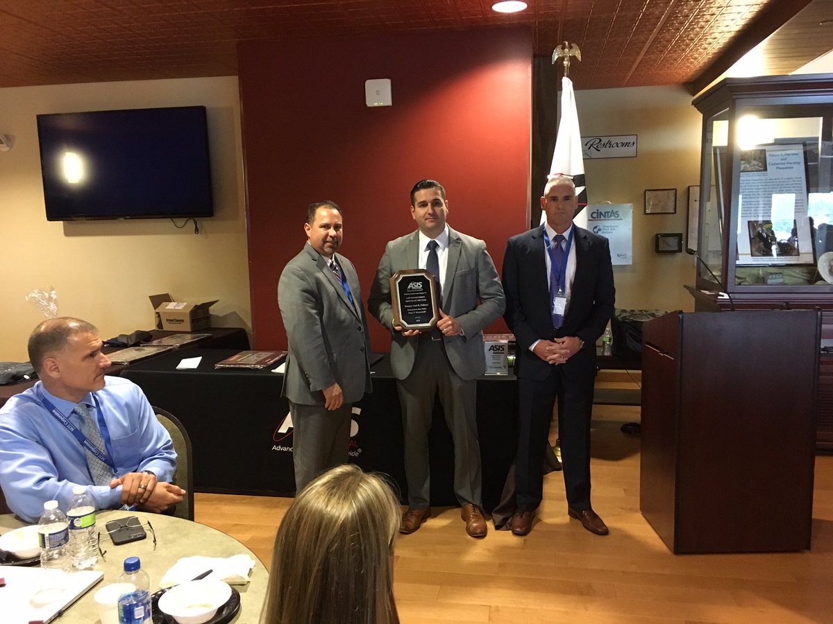 PA_ASIS_079's tweet photo. Congratulations to Trooper Joel Follmer of @PAStatePolice assigned to Troop F in Montoursville, PA, for being recognized as the @ASIS_Intl Central Pennsylvania Law Enforcement Officer of the Year.  #MyASIS https://t.co/5xnJJ8Q3xo