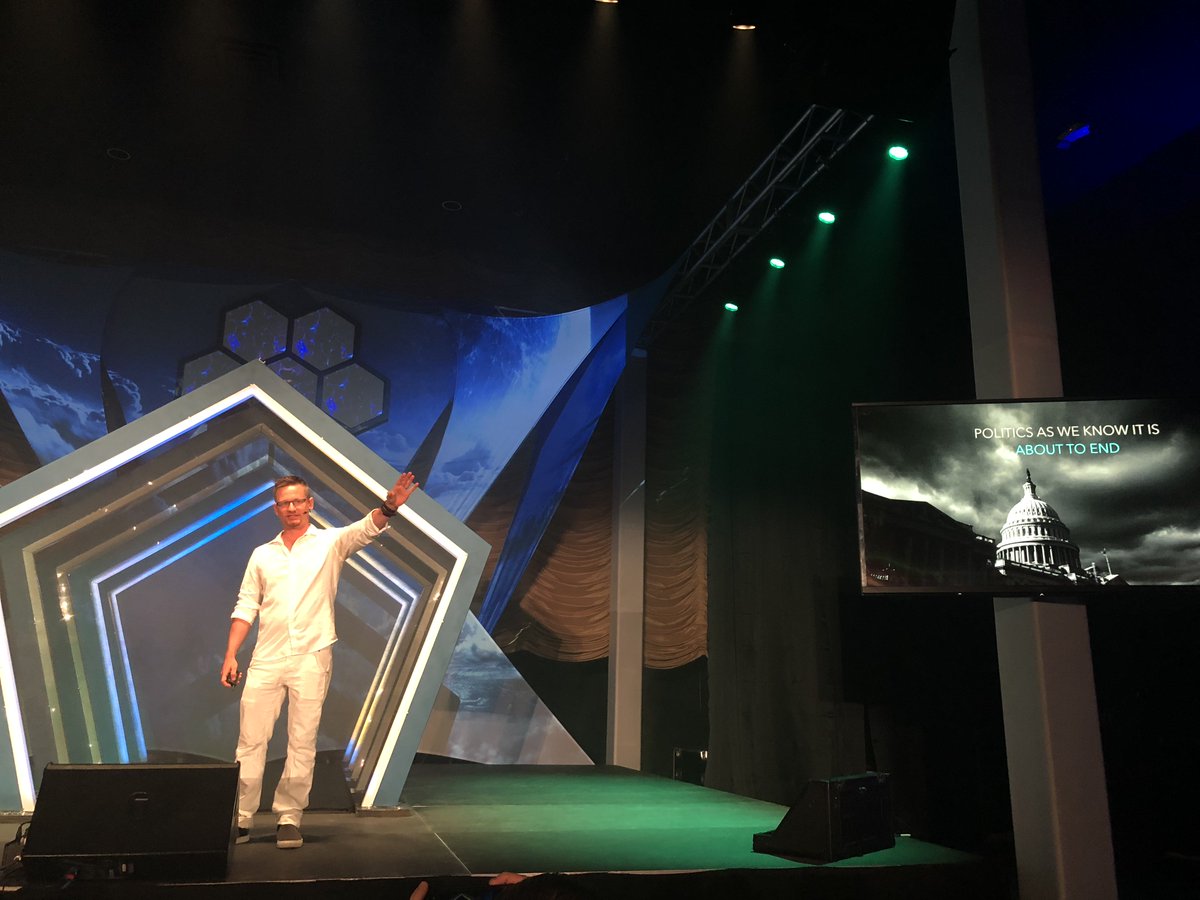 Voice & Exit tweet media