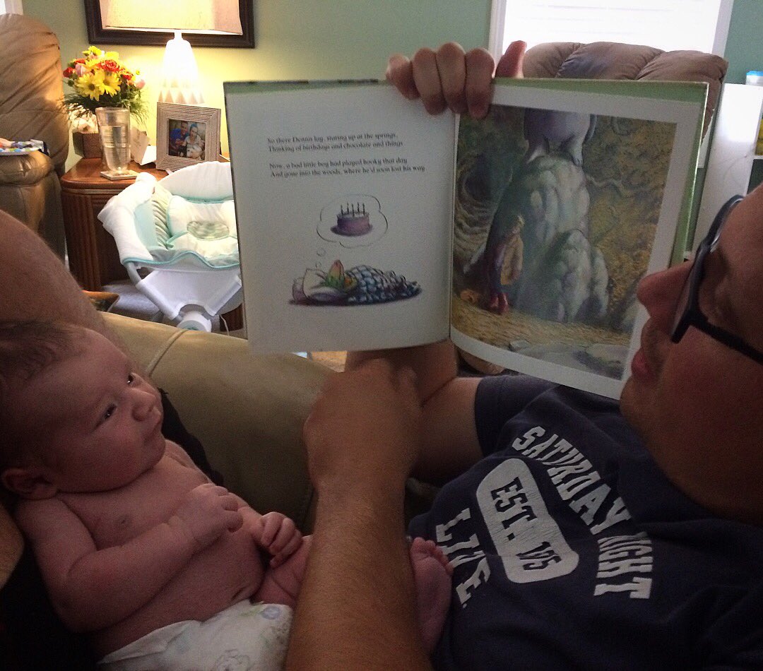 MrsJessieGarner's tweet photo. Starting young! 📚 #readersgonnaread #growingareader #charlie https://t.co/dQLwqAxyVa