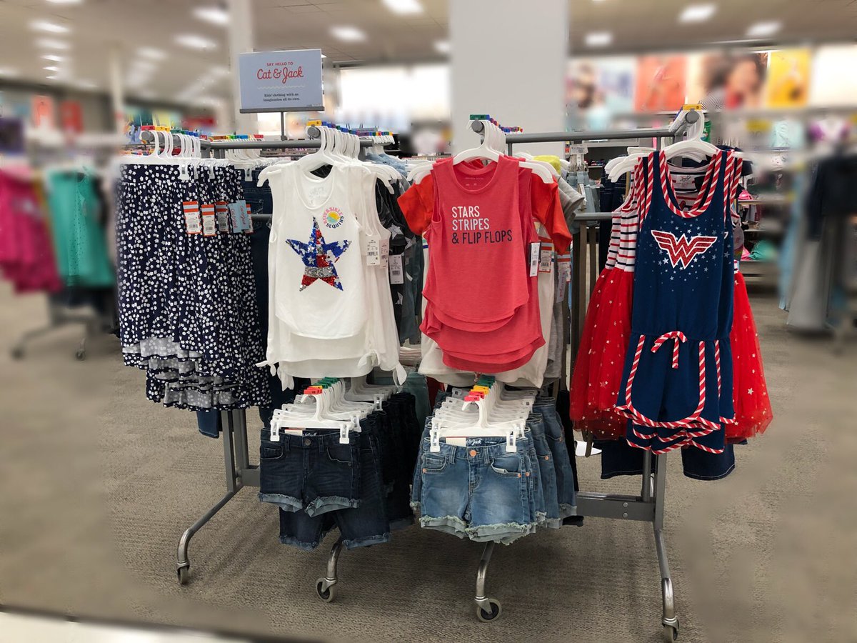 Get the kids ready for fireworks on race day with help from #TheGreat1788 !! #Americana #BringJoy #Sellitall #RaceDayReady