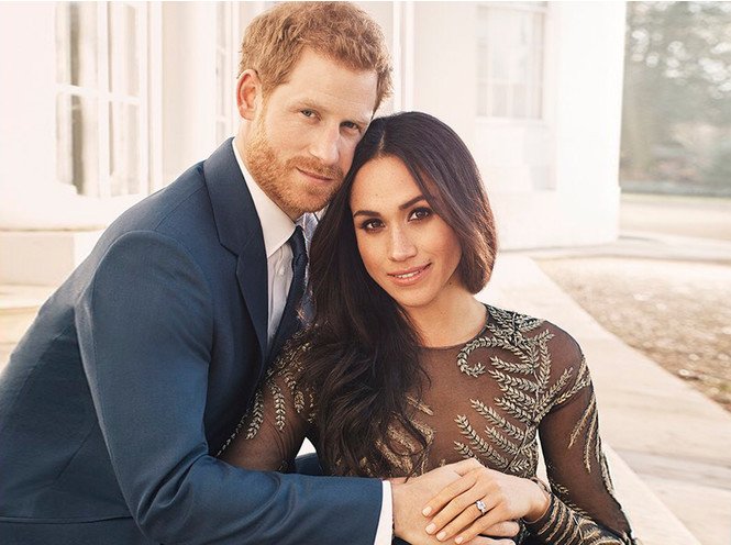 TV2KjellArne's tweet photo. SE #BRYLLUPET PÅ #TV2! Vi viser vielsen direkte & gir deg alt om #brudekjole & #diadem #gjester & #fester .TV2s sending fra #RoyalWedding starter på #Nyhetskanalen allerede kl 1000 lørdag morgen & går i ett til kl 1700. Fra kl 1200 til kl 1500 i samsending med hovedkanalen #TV2 https://t.co/jlxdYmdt6B
