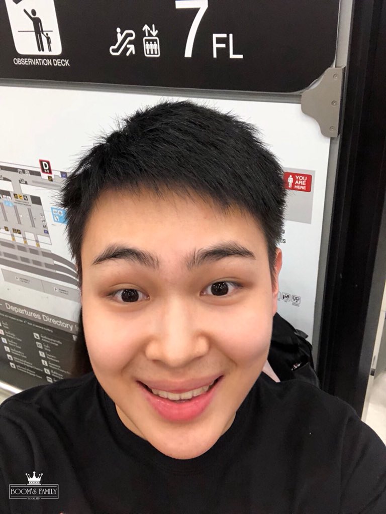 180519 (selfie)💛 Have a safe flight 💕

<a href="/BoomKrittapak/">Boom Krittapak</a> 
#BoomKrittapak