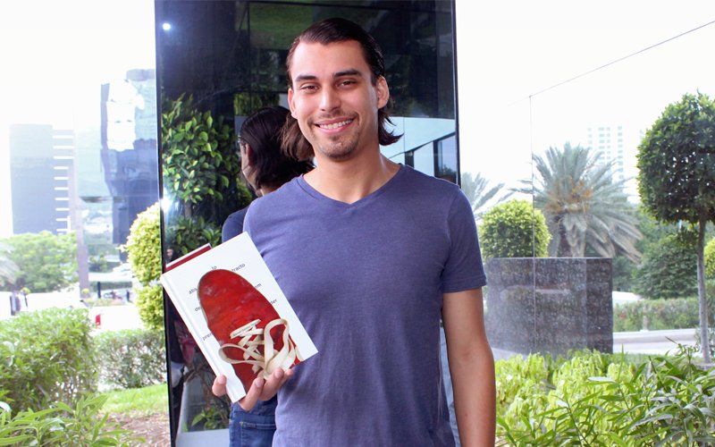 PLAYERS_Mty's tweet photo. #CoolJobs #Emprendedores @elesdanielgomez es fundador de #Solben, la mayor productora de biodiésel en #México. Recientemente publicó su primer libro "Lo abstracto de emprender", el cual agotó ya su primera edición. Ve aquí la entrevista completa -> https://t.co/ddppqDb0HJ https://t.co/M8YOuBIQdD