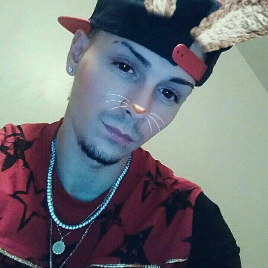 🙌 YASSS It's time for a great show 🇵🇷Adrian💎:wats good 💯🇵🇷🔥💎#
liveme.com/share/index_li…