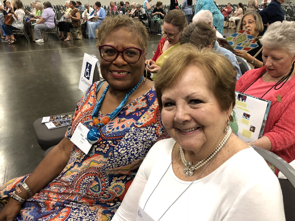 txconfumw's tweet photo. Some of our Texas ladies at #UMWAssembly Lana and Rosemary #umwassembly2018 https://t.co/yPlTsWWHb1