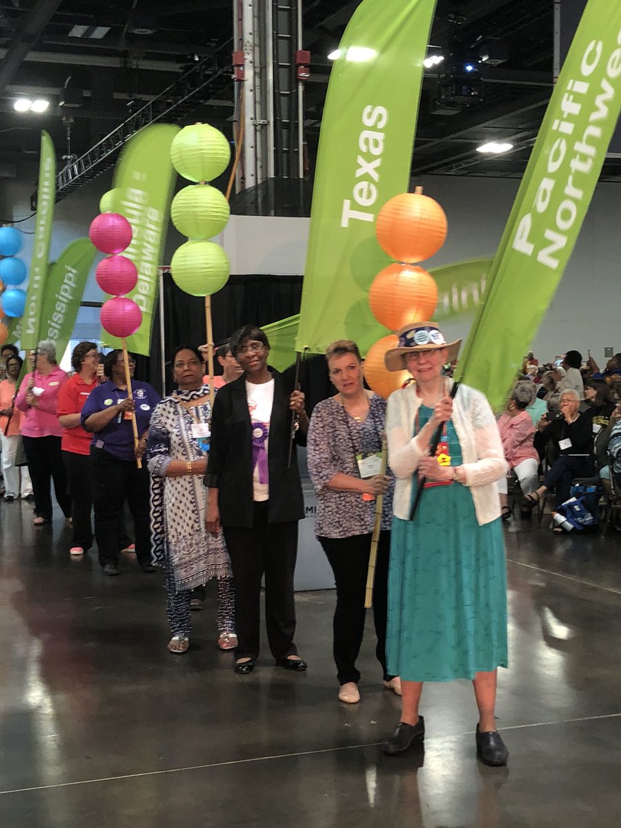 txconfumw's tweet photo. Our wonderful president Paulette Moore-Hall carrying in our conference flag! #umwassembly #umwassembly2018 @UMWomen https://t.co/2kJlJ0ogVq