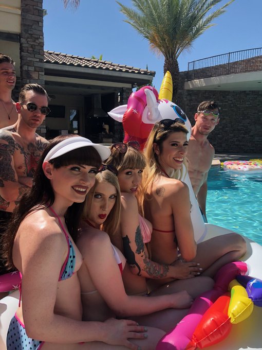 So much fun in the Sun! Can&rsquo;t wait for everyone to see this 😊☀️👙💓💦😎 https://t.co/wg6Xu9HAiN<a href="/tag/tea2018"class="tags"><span>#tea2018</span></a>