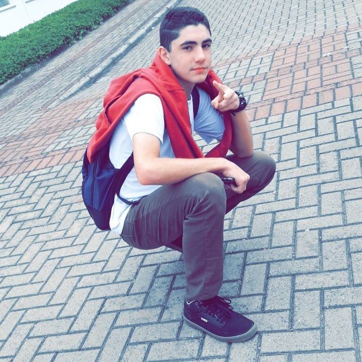 antonifonsecaa's tweet photo. #PoseDaQuebrada https://t.co/nuvw97uFFj