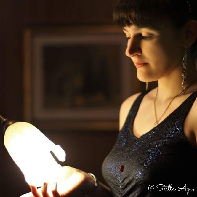 GiadaMariaZanzi's tweet photo. #Light games. #Music #Opera #Singer #Soprano #SopranoLeggero #LightSoprano #Portrait #Picture #Profile #NoFilter https://t.co/KESipaPCSg