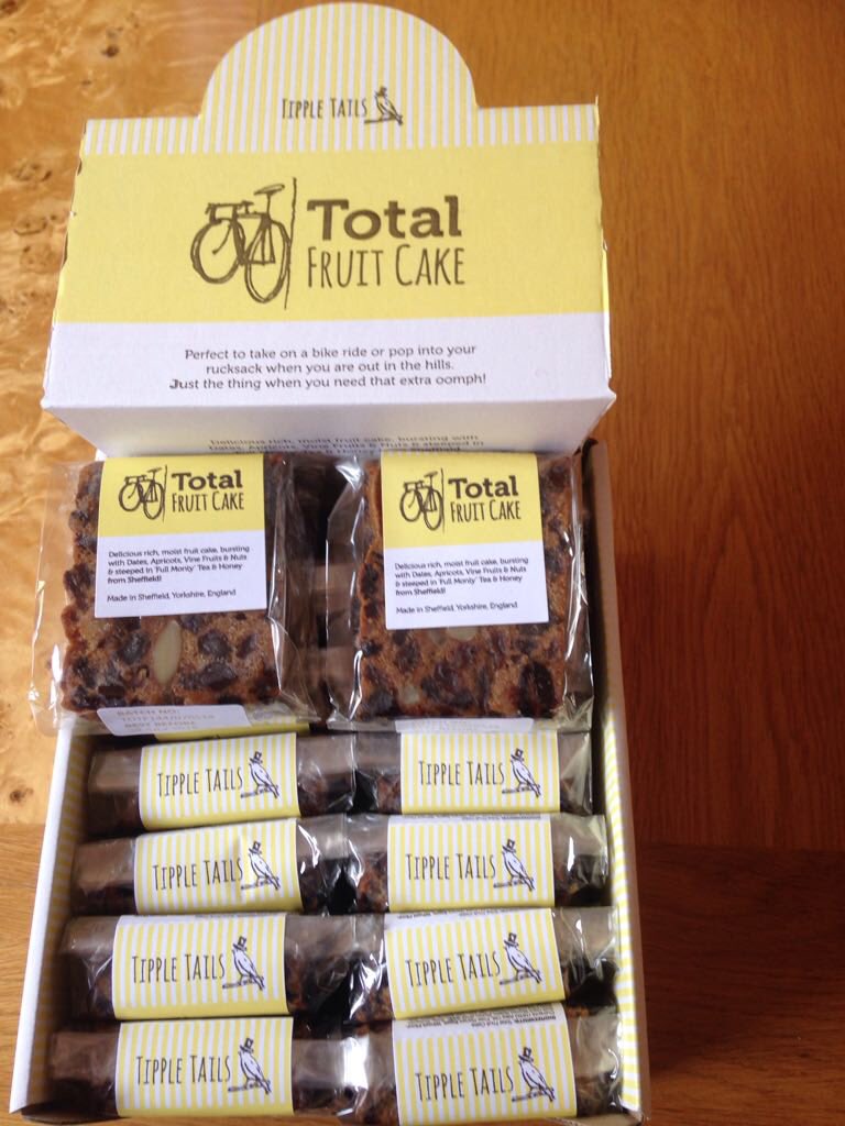 WorrallWheelers's tweet photo. 200 mile charity ride fuelled by these beauties. Better than any energy food! Best fruit cake ever! @TippleTails 🚴‍♂️🚴‍♂️🚴‍♂️🚴‍♂️ https://t.co/ixiflPExNm