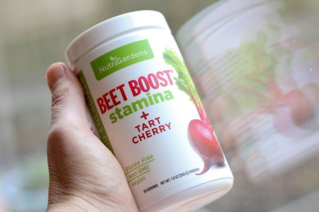 nutrigardensusa's tweet photo. You're in good hands with #beetboost
#beets
#tartcherries
#performance
#strengthandconditioning
#athlete
#ocr
#runnersofinstagram
#foodfirst https://t.co/5e9B00SiSz