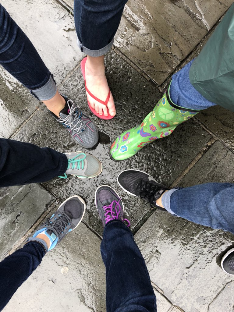 DrRackleyCLSD's tweet photo. So #CCMS...What kind of shoes do you wear on a rainy field trip to #WashingtonDC?! Hope you’re having a great day—despite the rain! #8thGradeTrip #FalconPride #HowWetAreYourFeet? https://t.co/31P7yxVJud