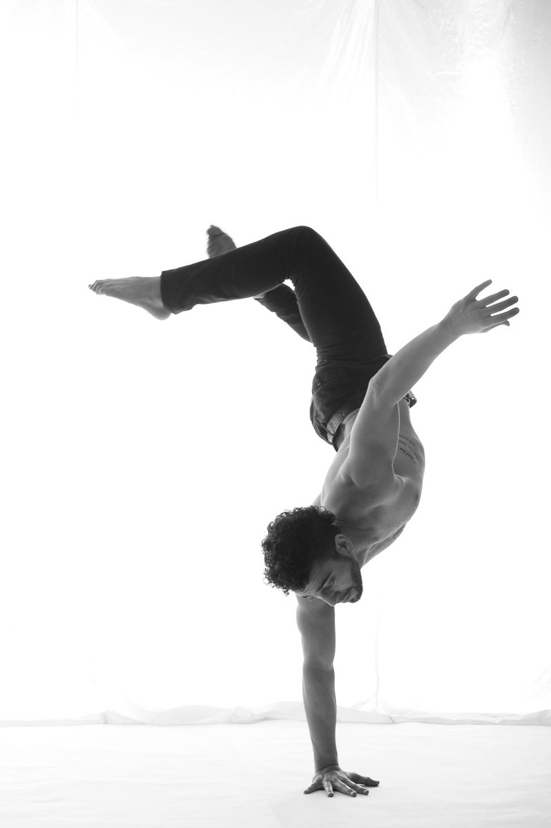 BADBOYSofBALLET's tweet image. #TGIF #badboysofballet #sweetbirdproductions 📷: Steve Vaccariello