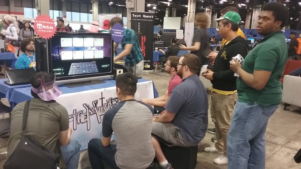 PixelNoiseMusic's tweet photo. 8 player Moon Fields by @LUNARSIGNALS at #animecentral is absolute mayhem. Come check us out in the Indie Game Party section of the game room
#ACEN2018 #indiegame #indiedev #praisetreelord https://t.co/OslItNrpBs