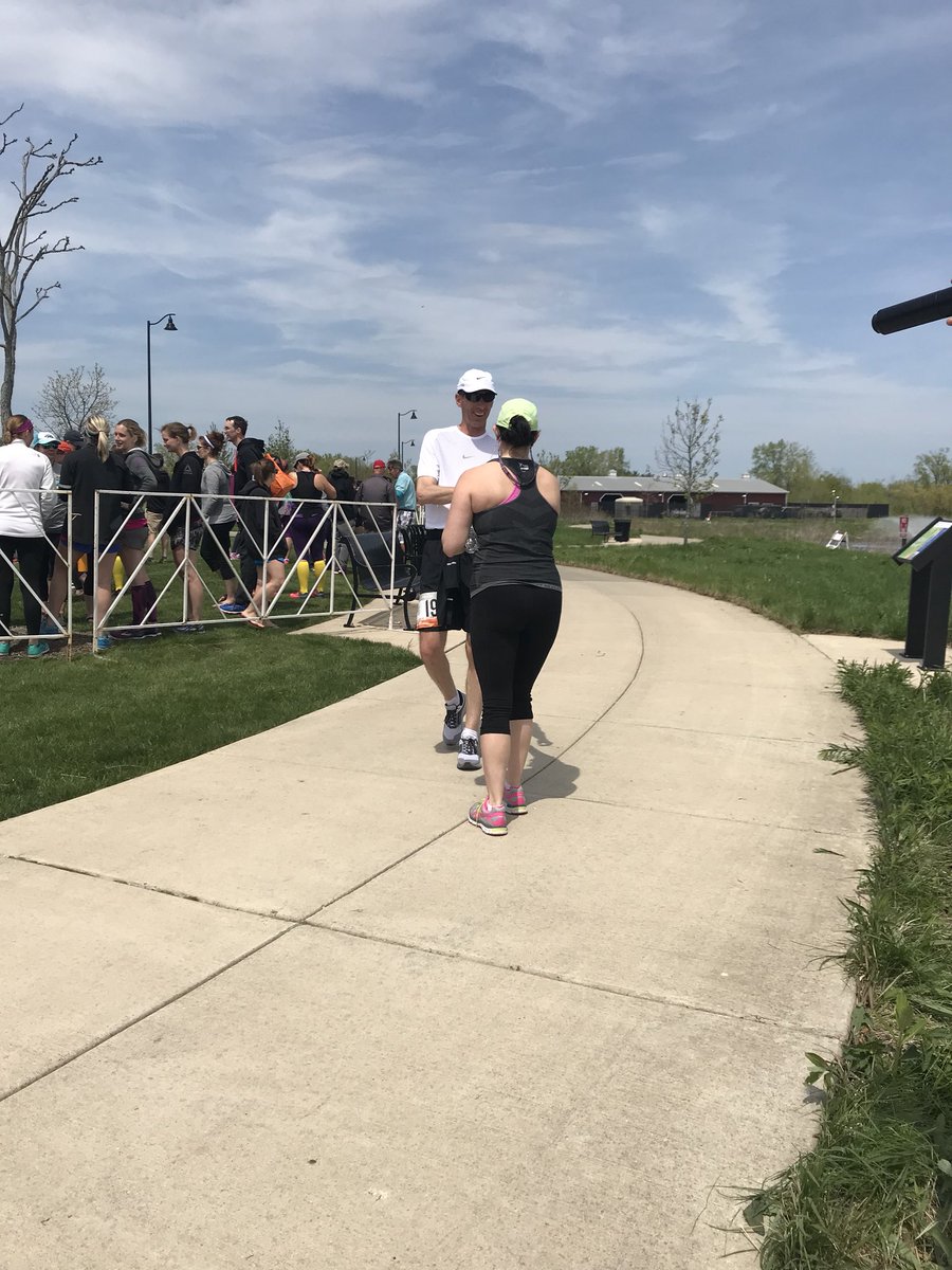 configurerun's tweet photo. Van 1 hands off to van 2 🏃🏽‍♂️🏃🏽‍♀️ https://t.co/4iUgEPQlyo