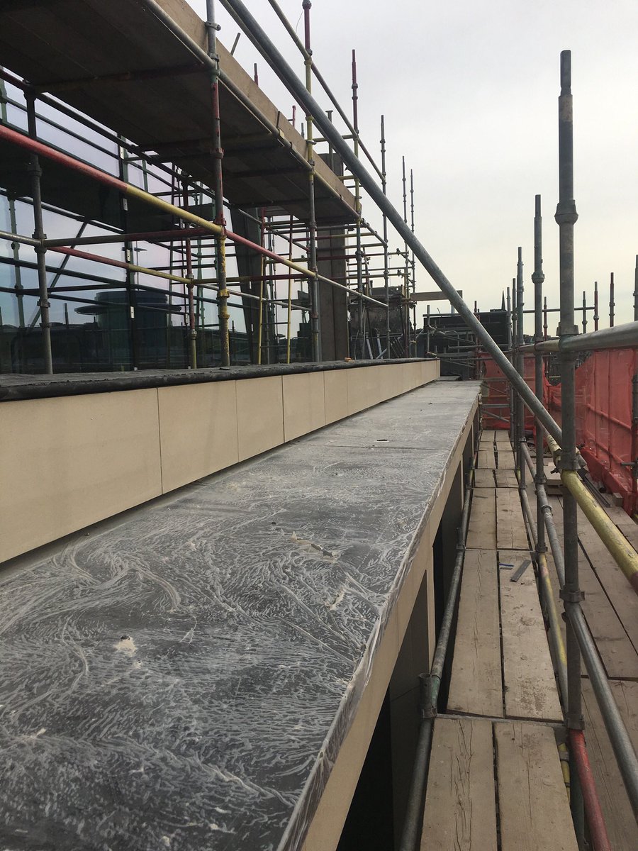 2semplestreet tweet media