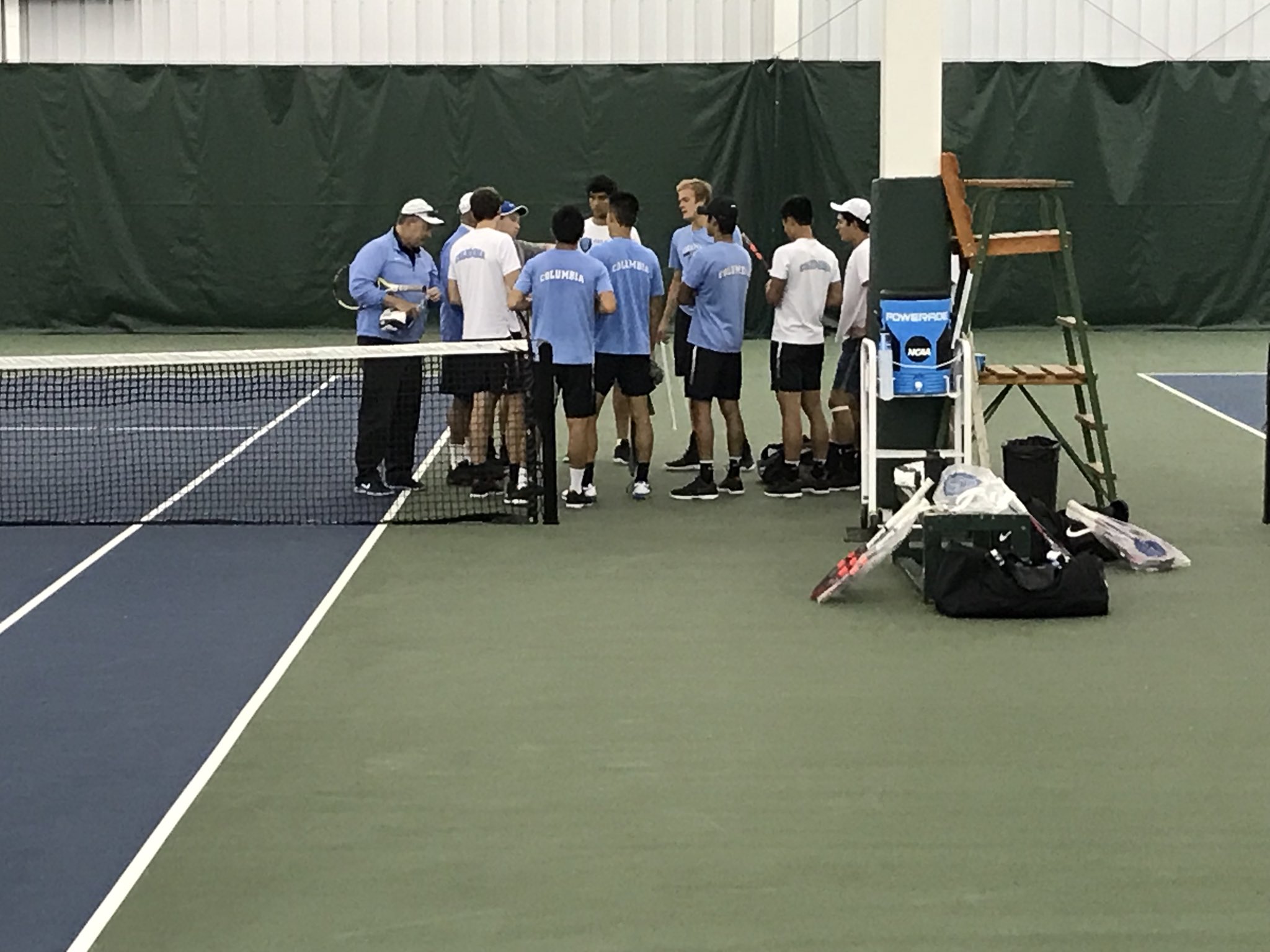 columbia men's tennis shoes