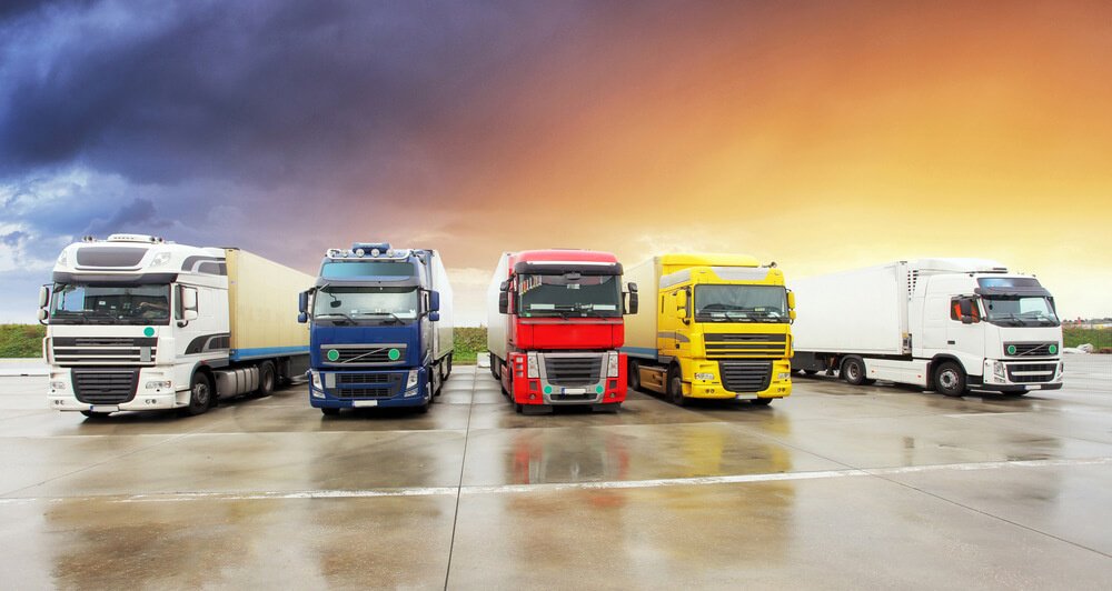 LaborFinders's tweet photo. With all the great career opportunities available in Trucking… here���s what you need to get started…
https://t.co/IAOFsPMnJF
#CDLJobs #CDLtraining #CDLClass #CDLCourse #CDLDrivers https://t.co/IezFpC0MHV