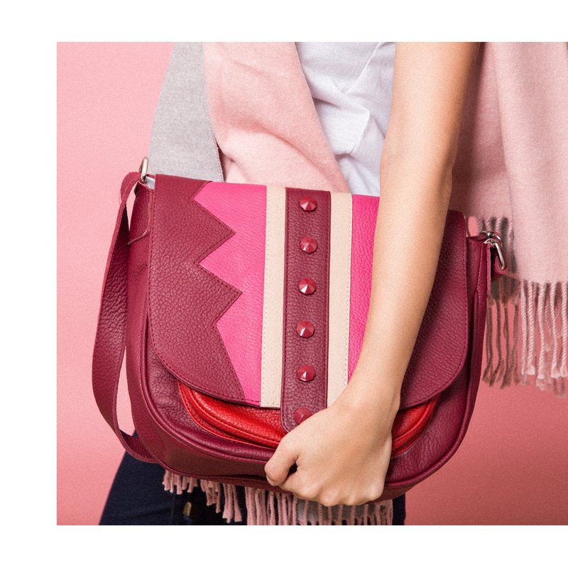 hannaoriginal's tweet photo. WE LOVE 💥 Bandolera Janet #FW18 #InviernoHanna https://t.co/Blf3eaPJZO