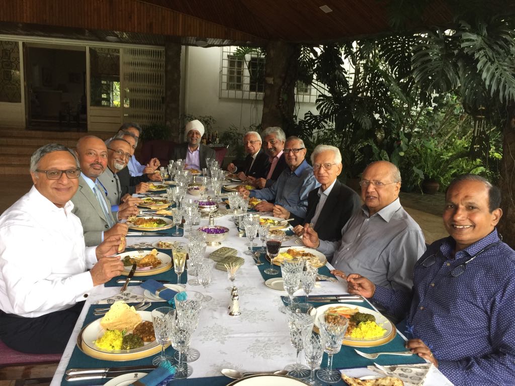 suchitra_durai's tweet photo. Honouring a #Kenyan tradition: Amb Swaminathan hosts Kenyan jurists, legal luminaries & top businessmen for a #Karoga lunch at India House. https://t.co/AI1M2Koqw8