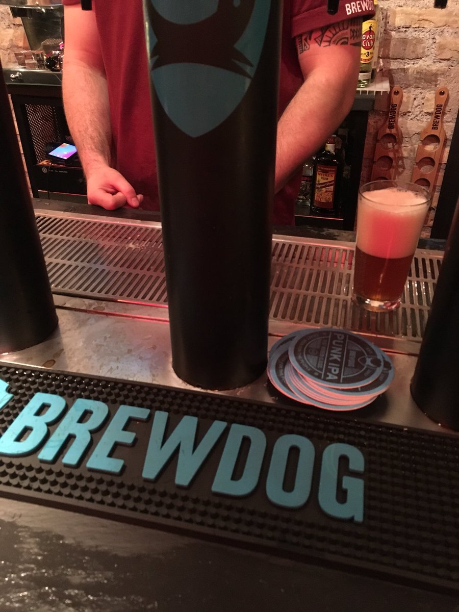 lucacorsato's tweet image. E domani #DataDriven2018 (ed è tutta colpa di @CurlyBB)