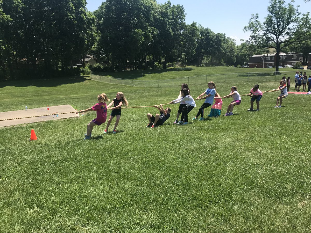 Tug of war! #LWfieldday