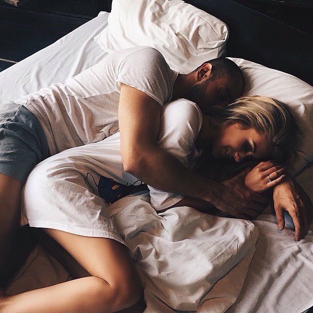 neversleeps29's tweet photo. Spooning https://t.co/DMoLfIRLEk
