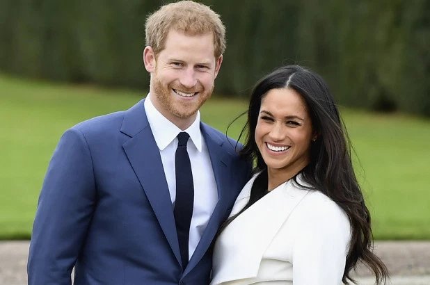 RedLionLacock's tweet photo. Come watch the #RoyalWedding in our beer garden tomorrow! Followed by the Football #FACupFinal https://t.co/FYYLUWiIuT