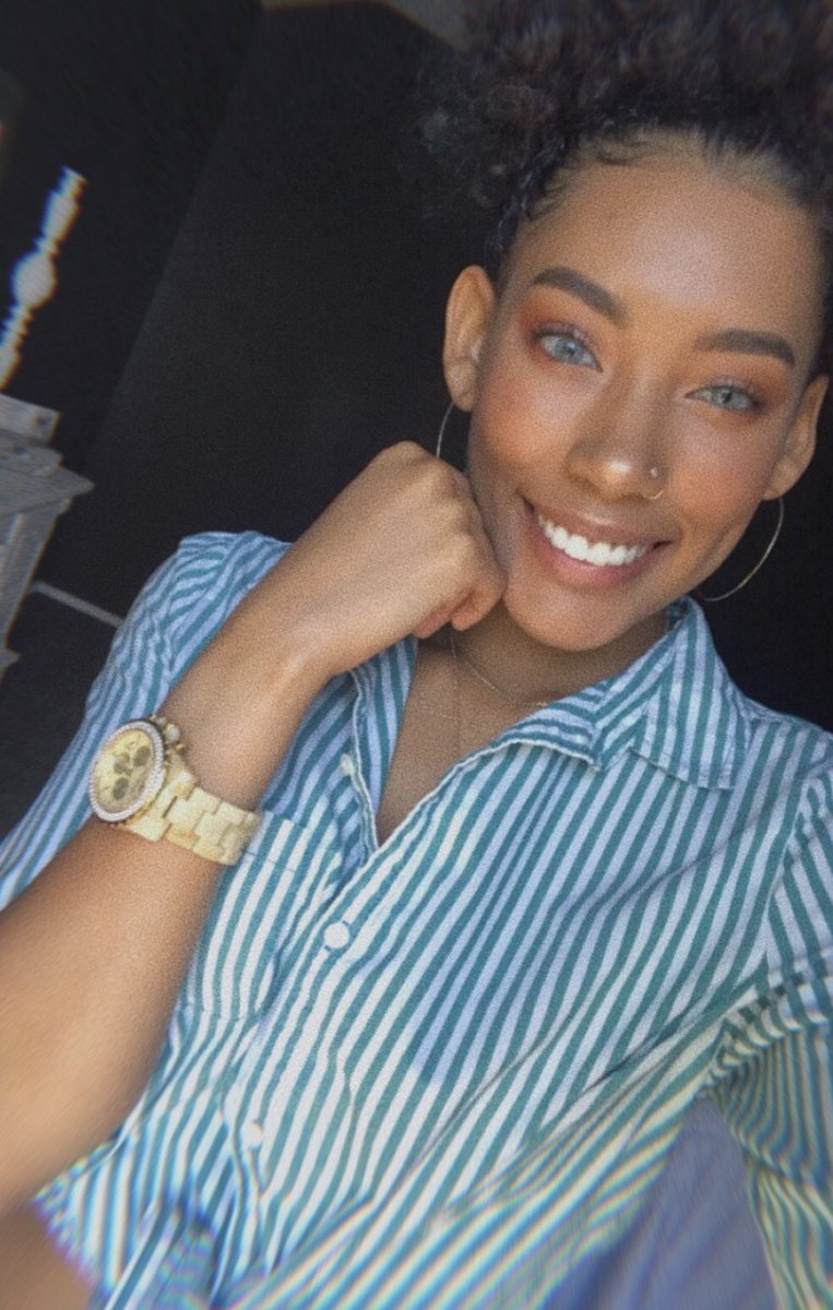 kiaraadshaay's tweet photo. Cancer SZN is almost here 👀✨ https://t.co/eJliFh0cxw