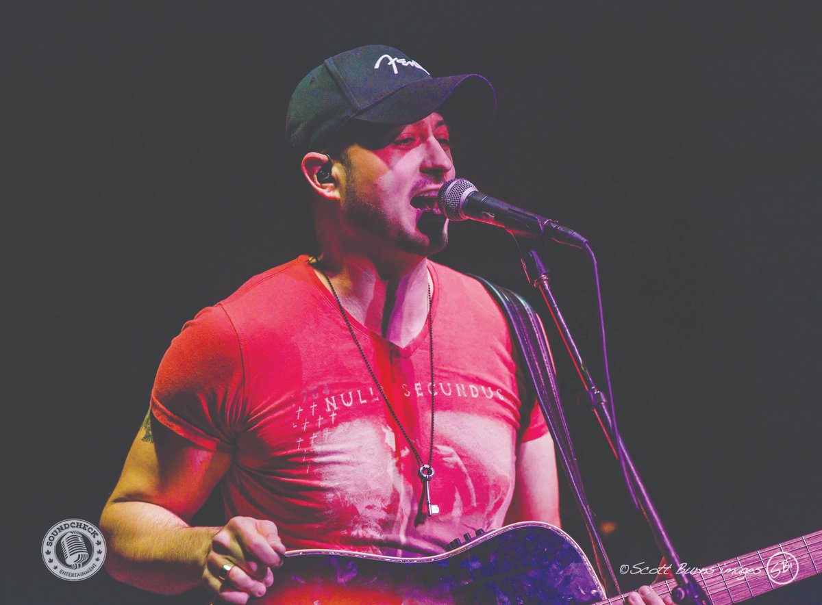 queensplace1's tweet photo. SOON! June 15! Anticipation builds! Get TIX don't miss out on THE CONCERT event to usher in summer! @washboardunion @JBenoitcountry and local Autumn Rae Carver hit the stage and rock our world! #liverpoolrocks #countrymusicrules Doors 6PM, Concert starts 730PM! @Ticketpro_Ca https://t.co/nhxWRug8YZ