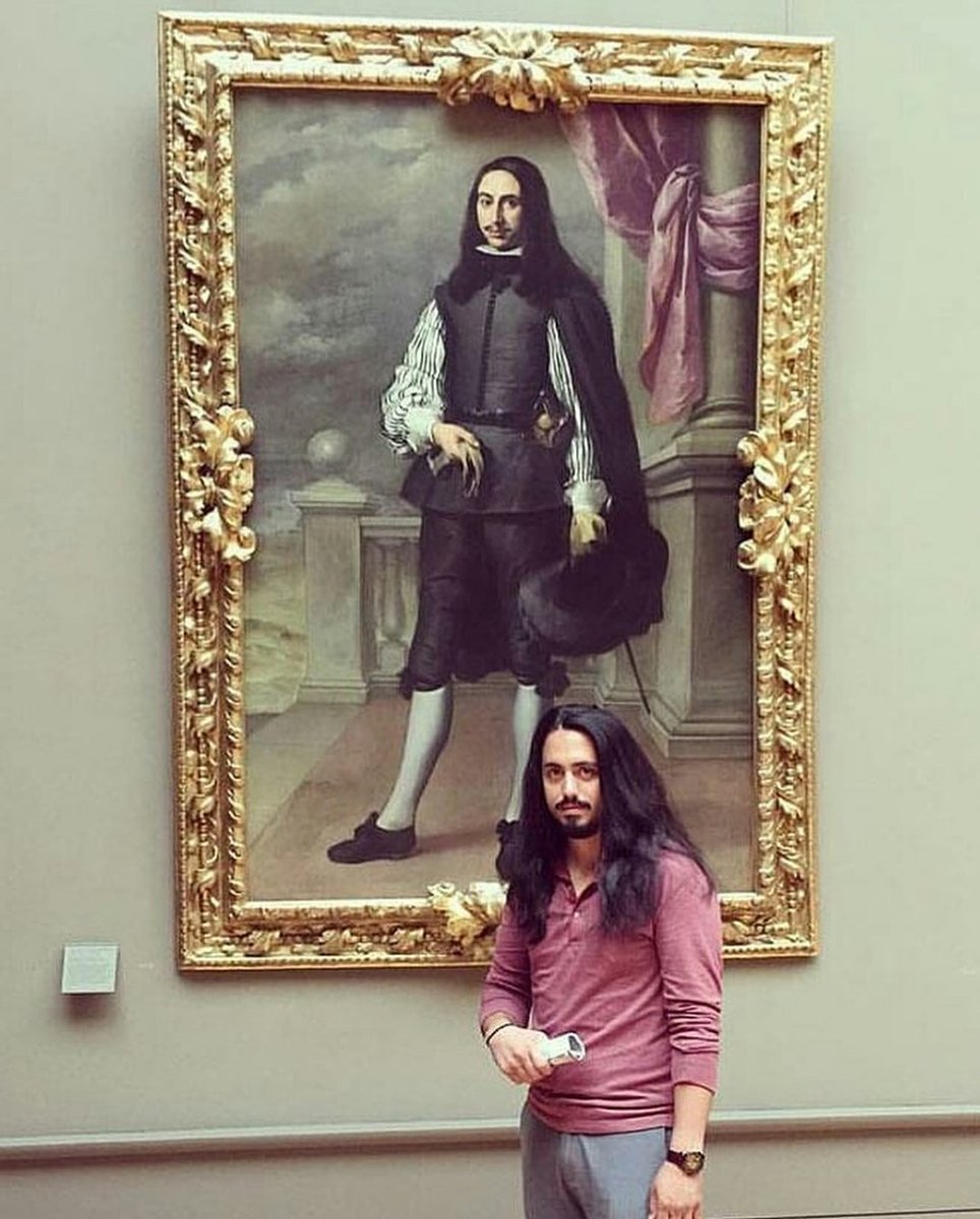 javierabellan_'s tweet photo. Personas reales posando con sus dobles pictóricos. 

¿Pero qué maravilla es esta? https://t.co/LElBPqx9mx