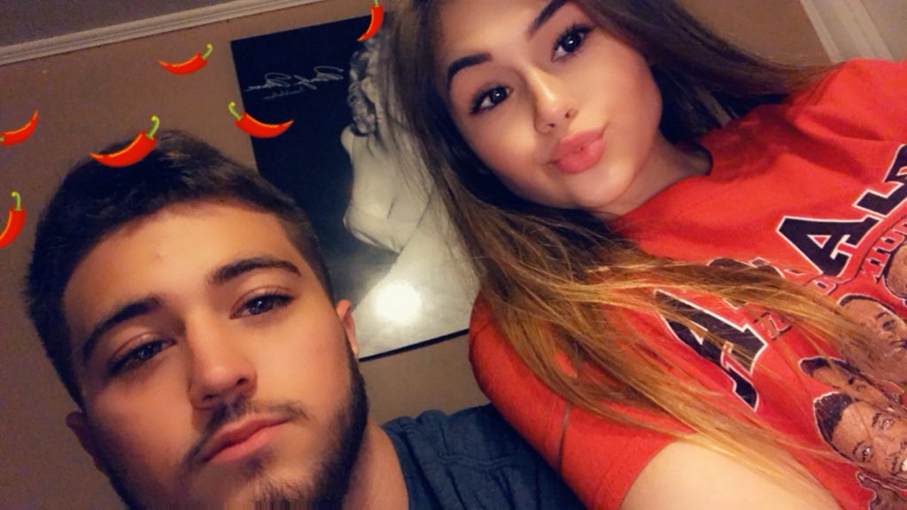isstrippy's tweet photo. 🤞🏼💙 https://t.co/57WYXYKq59