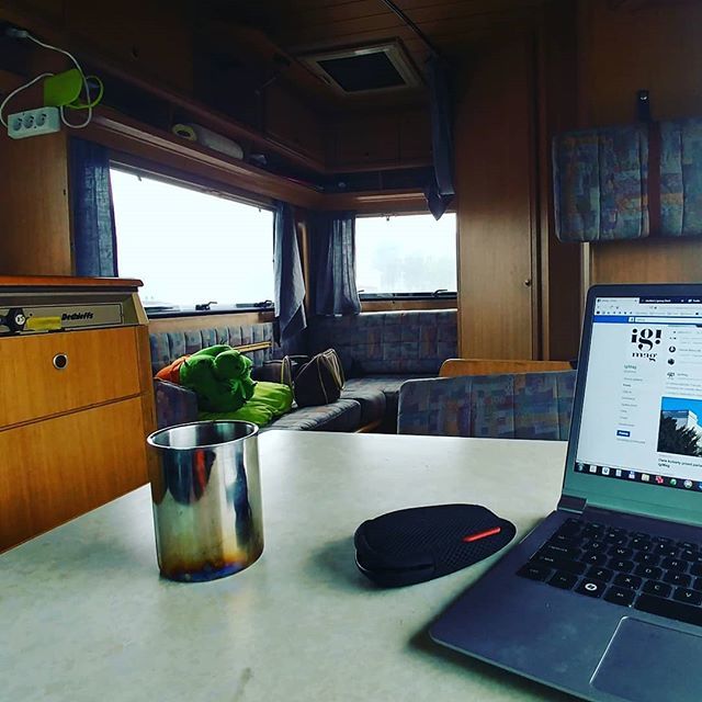 Wyrypy On Twitter Motorhome Office Motorhome Working